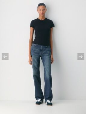 Aritzia Homestretch Rib Tune T-Shirt in Black